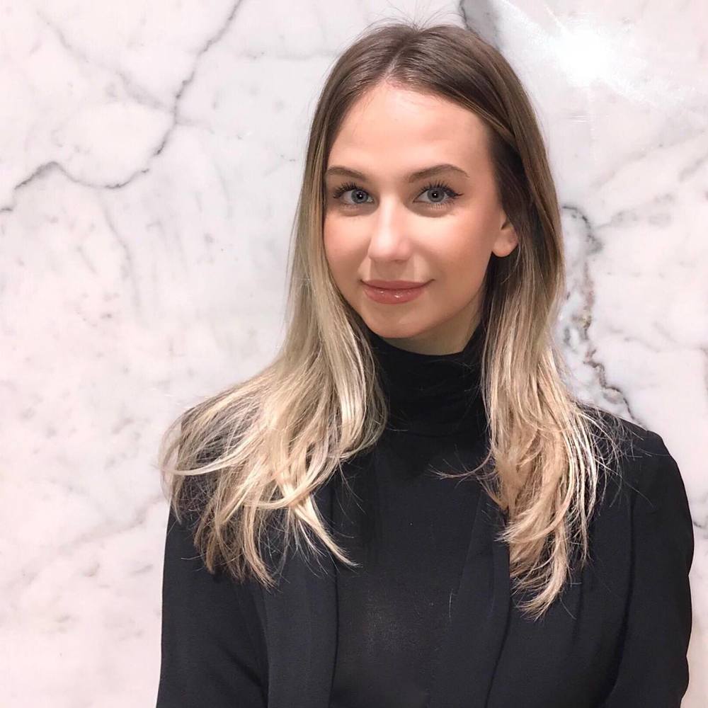 Meet your Posher, Liza